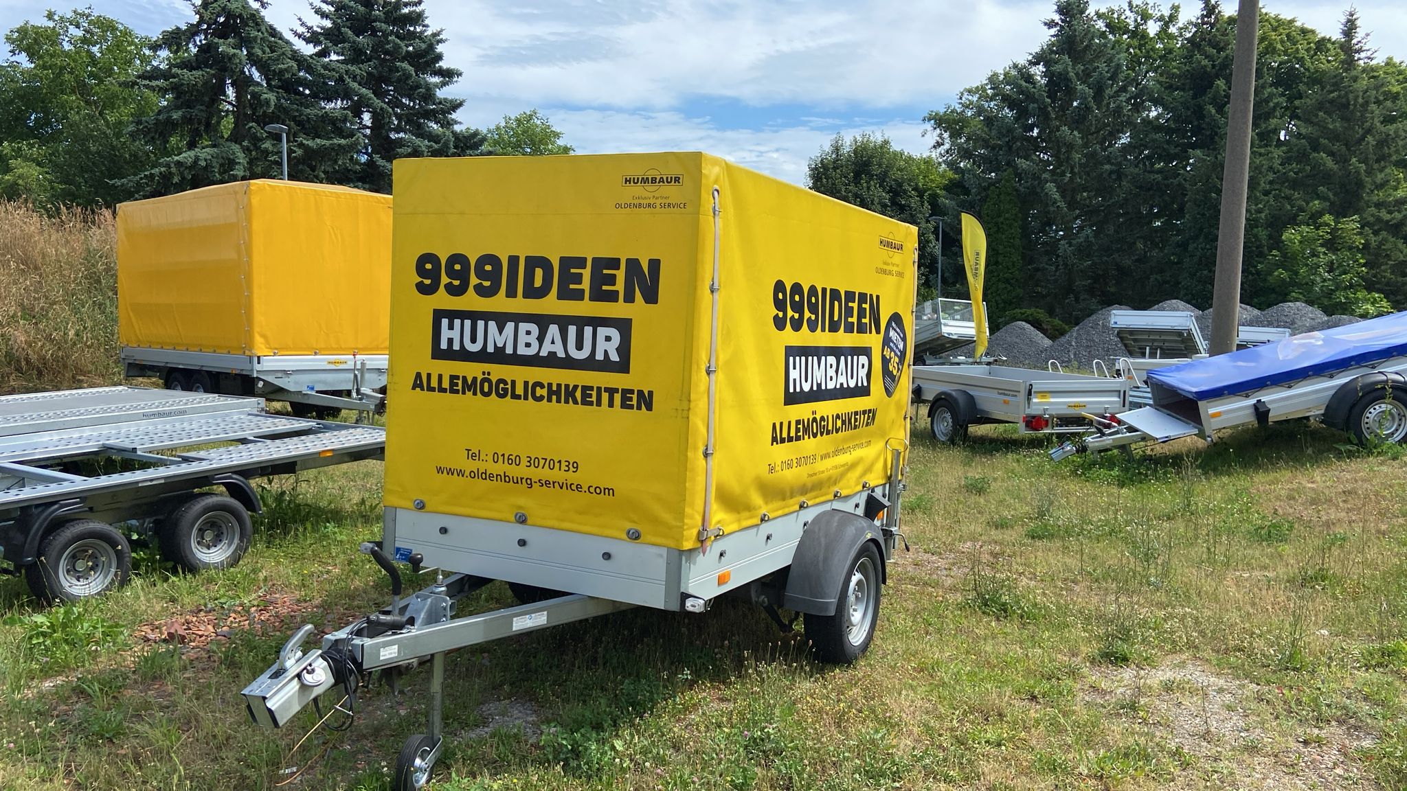 Kleiner Planenanhänger bei Anhänger Schwepnitz