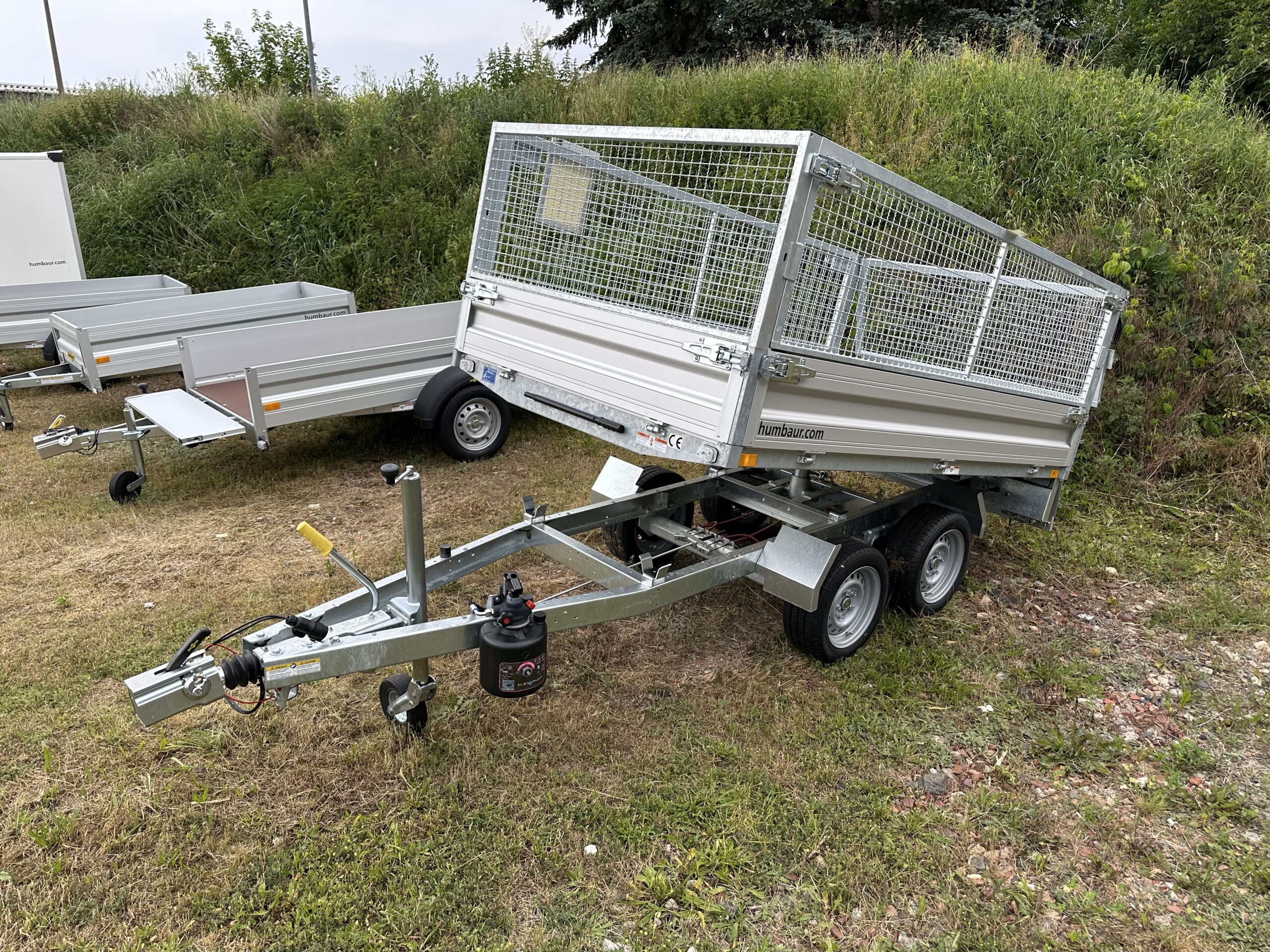 HUK 272715 Stahlgitter Humbaur Anhänger